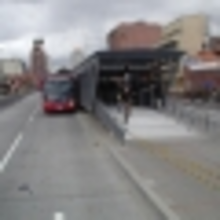 aproximacion_de_bus_a_estacion_2.jpg