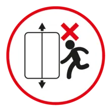 No uso del ascensor en caso de emergencia