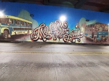 Pintura tipo Graffiti en TransMilenio