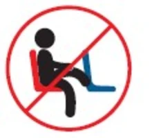 No poner los pies en las sillas