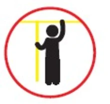 Sujetese de las barandas del bus