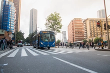Veh&iacute;culo zonal de Transmilenio