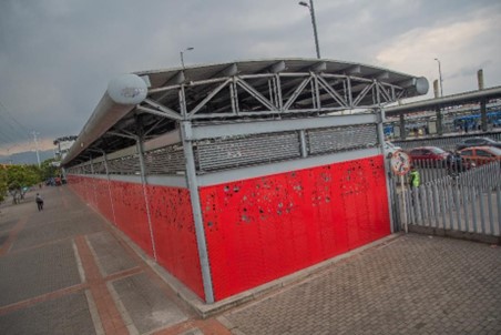 Nueva señaletica en estaciones y portales Nueva señaletica en estaciones y portales