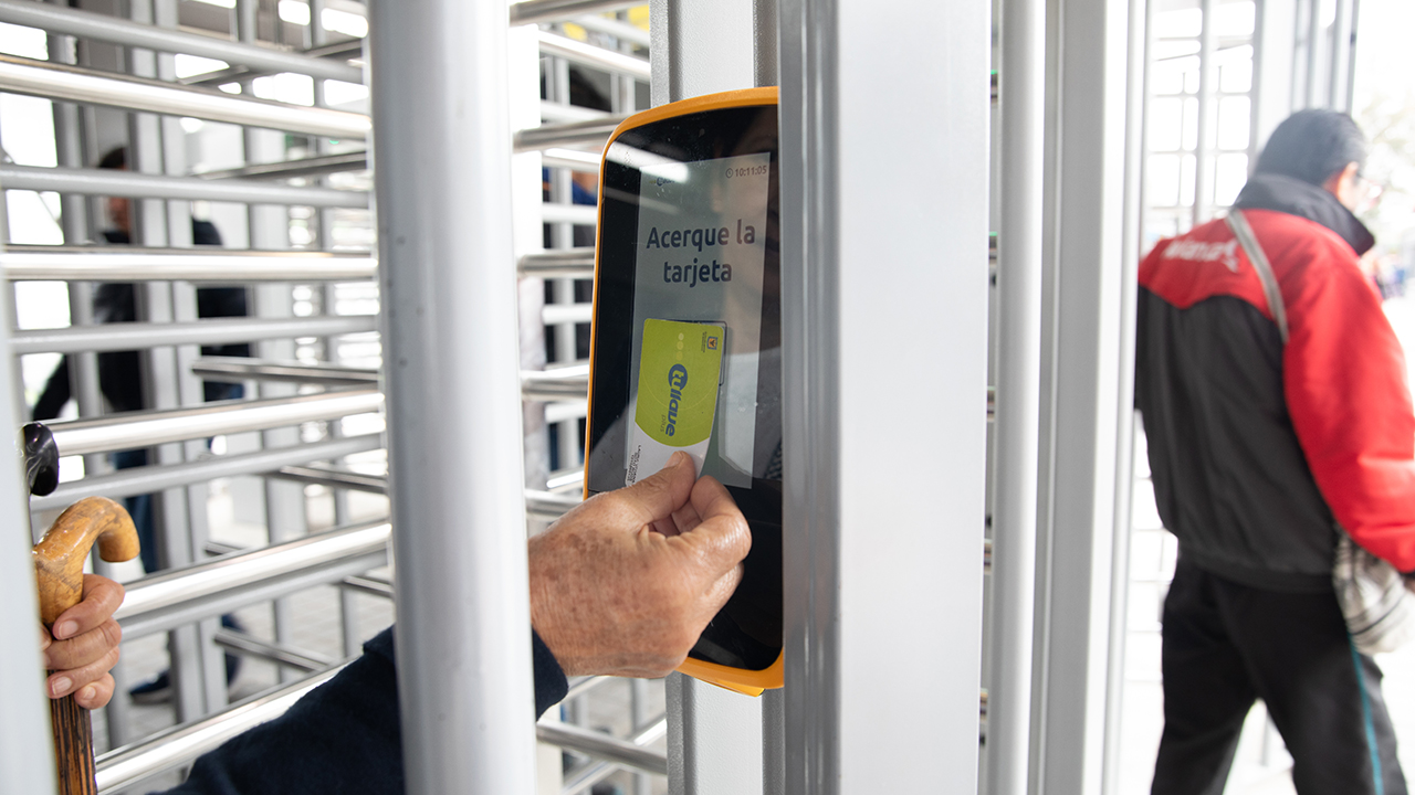 Infraestructura - Torniquetes BCA piso a techo