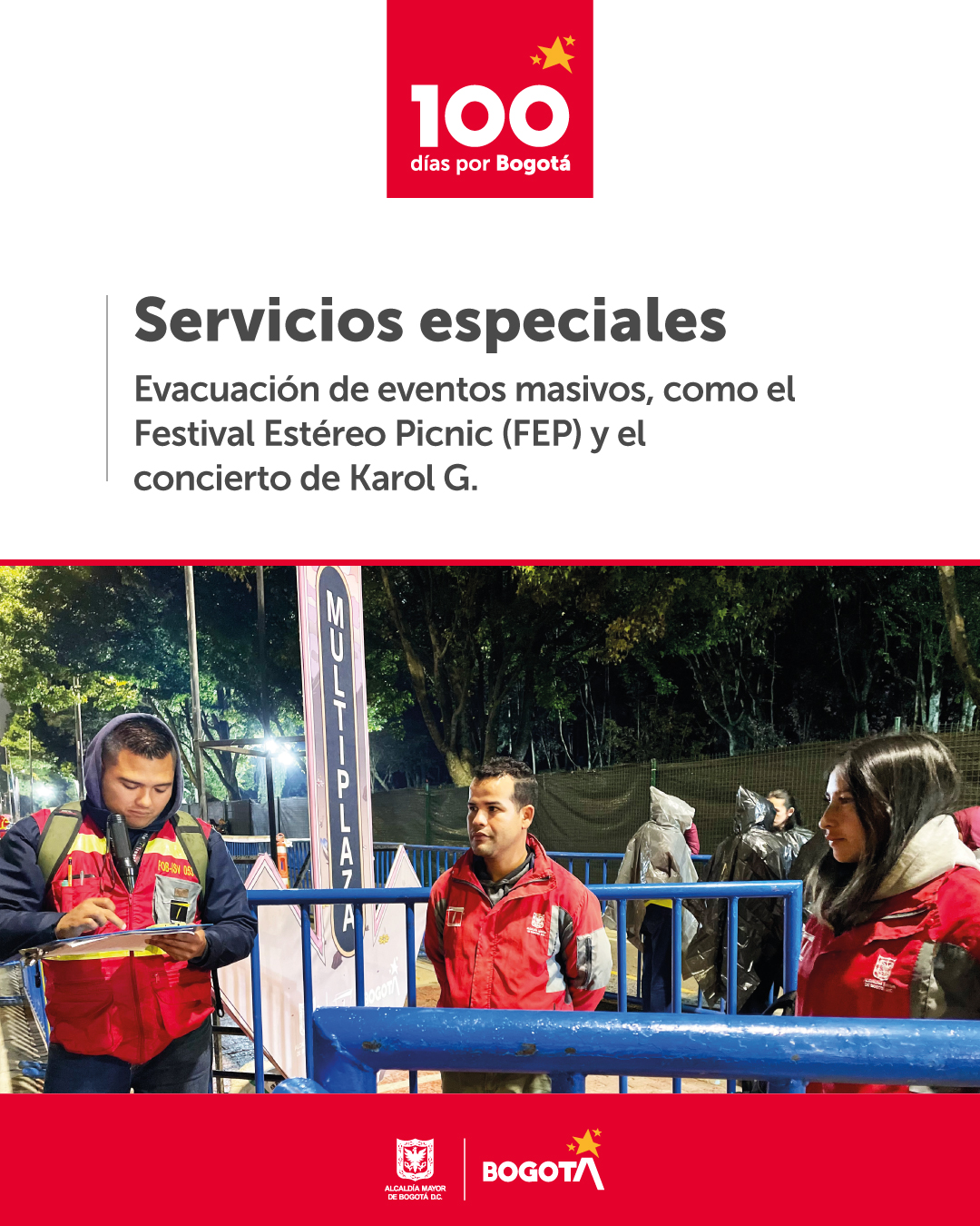 Mujeres recibiendo información avisa y pita Mujeres recibiendo información avisa y pita