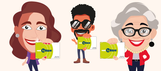 Familia Ramírez Peña con la tarjeta personalizada Familia Ramírez Peña con la tarjeta personalizada