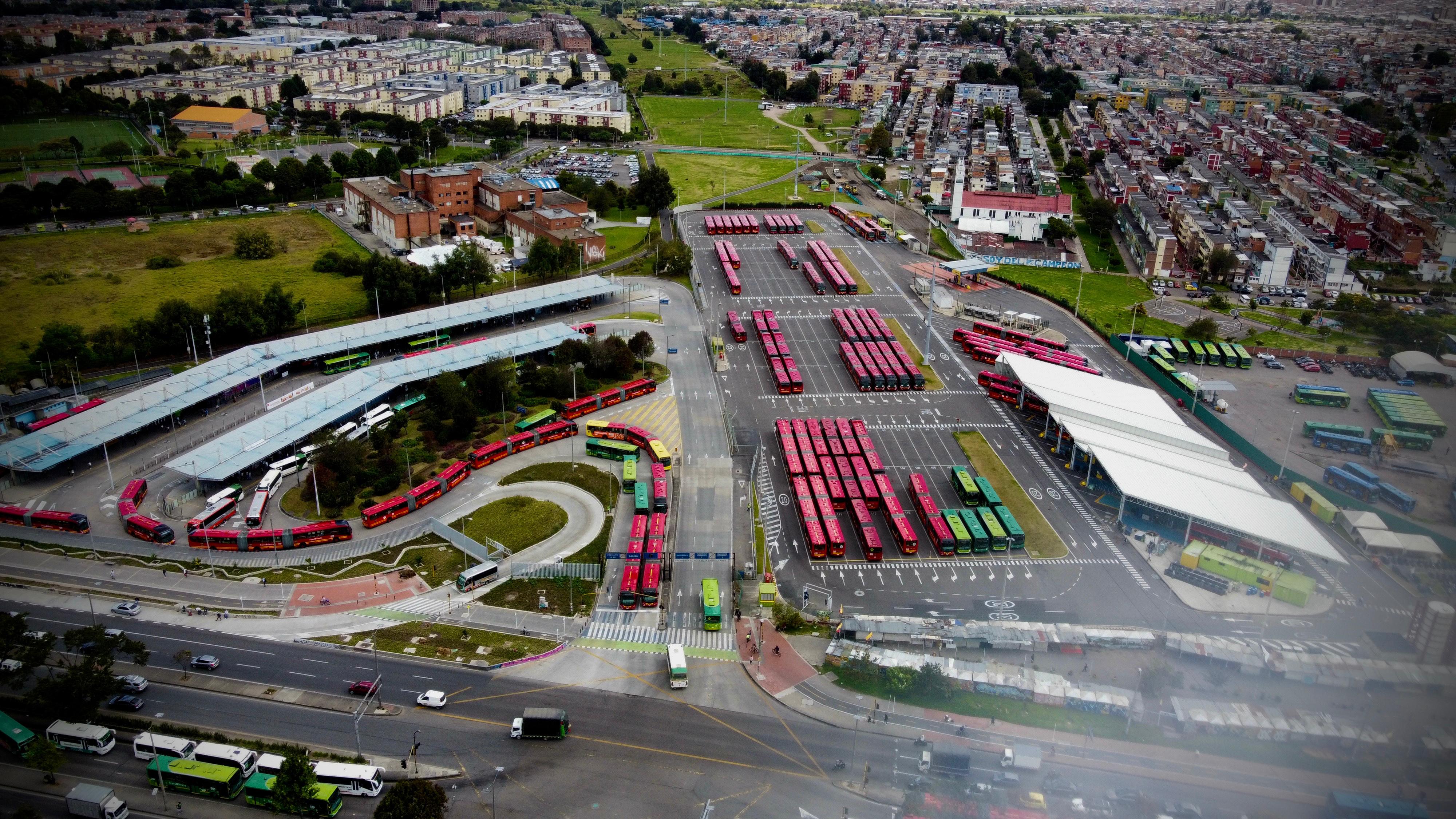 Portal 80 con vista desde el aire Portal 80 con vista desde el aire