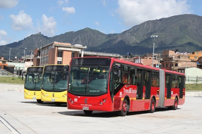 LANZAMIENTO DEL INICIO DE PRUEBAS T&Eacute;CNICAS CON BUSES EL&Eacute;CTRICOS E H&Iacute;BRIDOS EN BOGOT&Aacute;