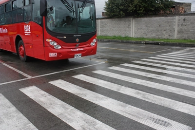EL FESTIVAL DE DANZA CONTEMPORÀNEA SE TOMA TRANSMILENIO