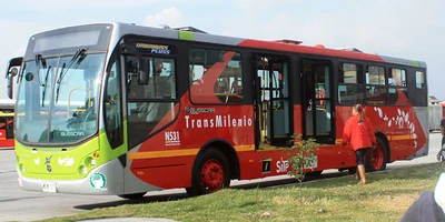 ENTIDADES DEL DISTRITO SE UNEN PARA EJERCER MAYOR CONTROL AL AIRE EN BOGOTA