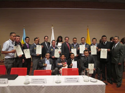 Primer grupo de operadores del SITP se recibe como: T&eacute;cnicos en Administraci&oacute;n del Transporte a trav&eacute;s del SENA