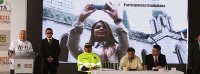 LANZAMIENTO DEL SERVICIO WIFI EN TRANSMILENIO