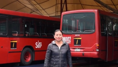 Mujeres de herramientas tomar