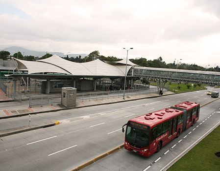 El Sistema TransMilenio modifica sus horarios por baja demanda