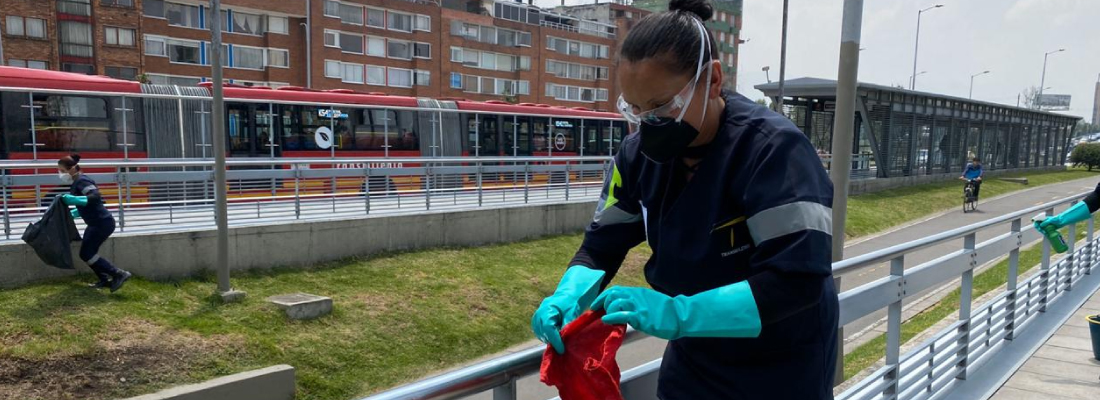 Contin&uacute;a limpieza y desinfecci&oacute;n de TransMilenio este fin de semana